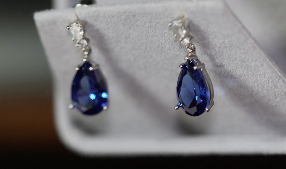 SAPPHIRE BLUE EARRINGS | BLUE DIAMOND EARRINGS