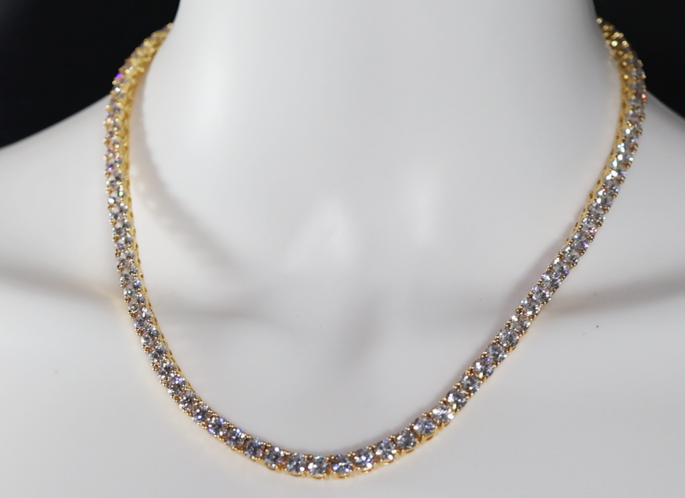 
            
                Load image into Gallery viewer, Gold Tennis Chain
            
        