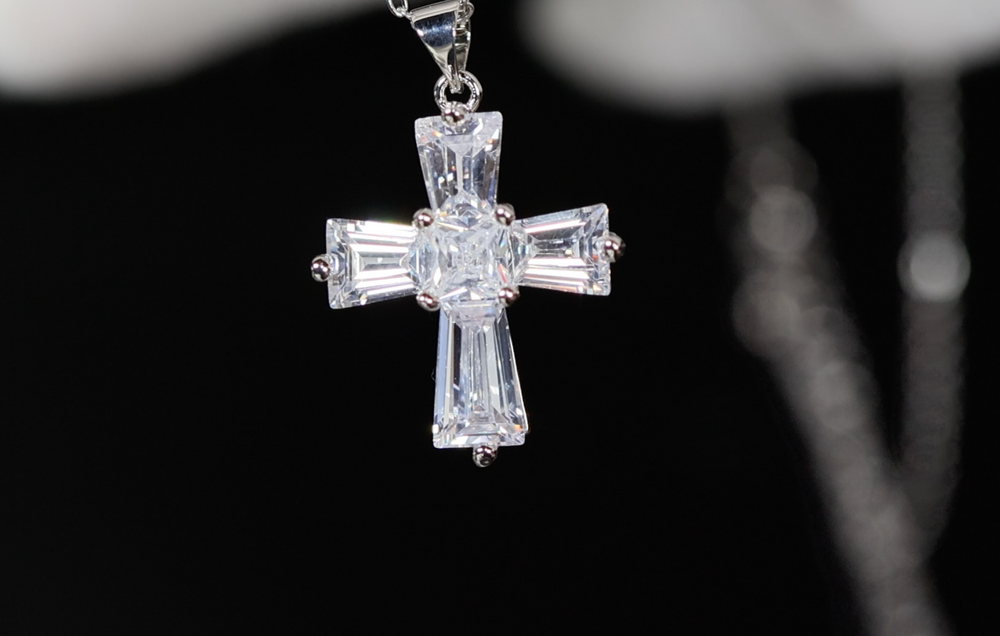 Small Diamond Cross Pendant | Womens Diamond Cross Pendant