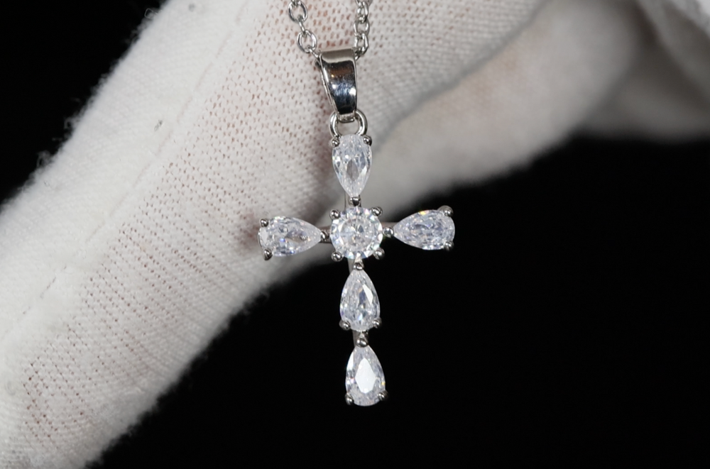 Small Diamond Cross | Womens Diamond Cross Pendant