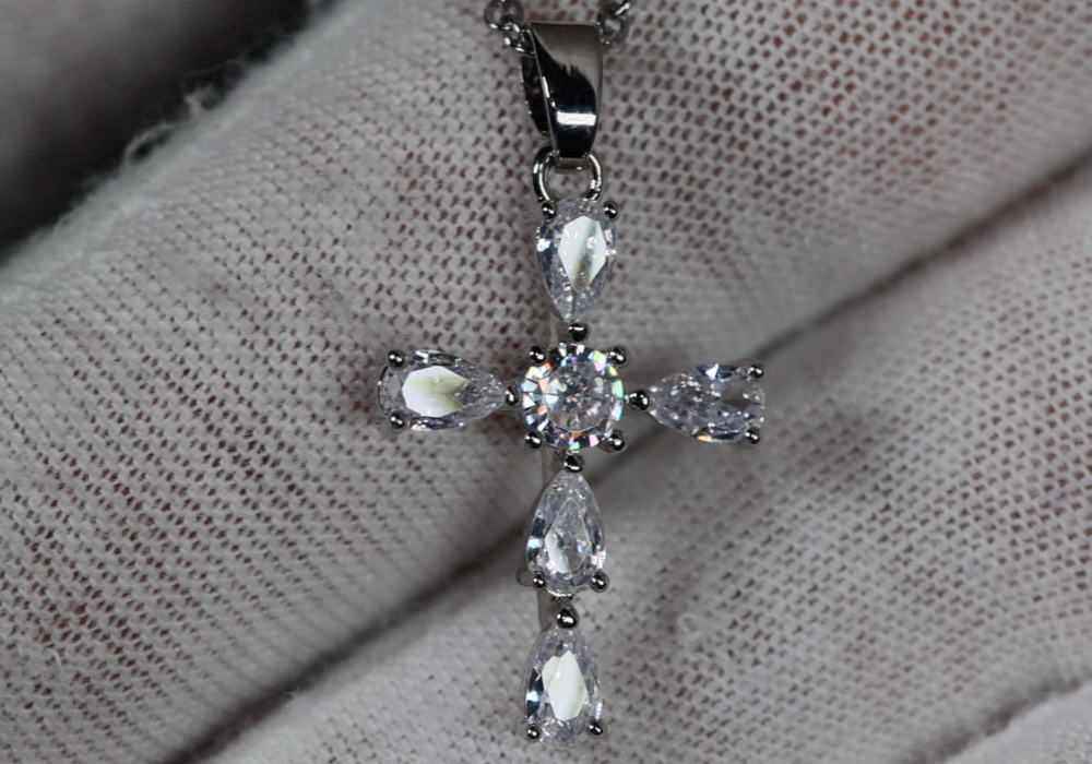 Small Diamond Cross | Womens Diamond Cross Pendant