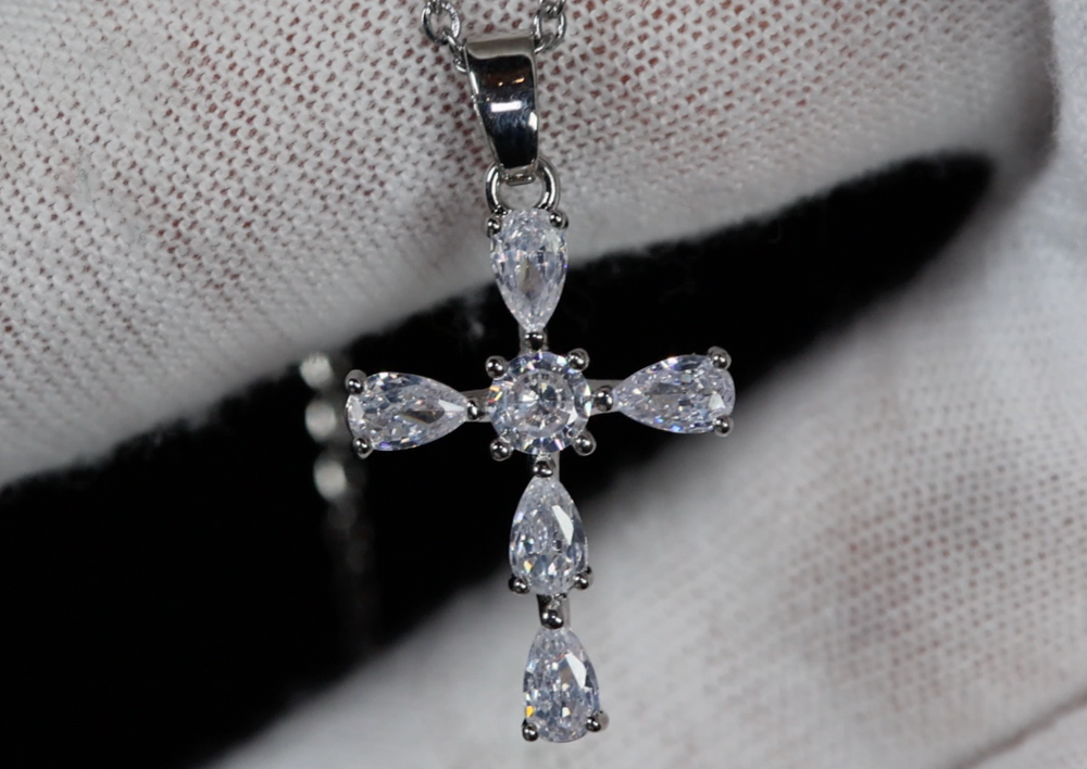 Small Diamond Cross | Womens Diamond Cross Pendant