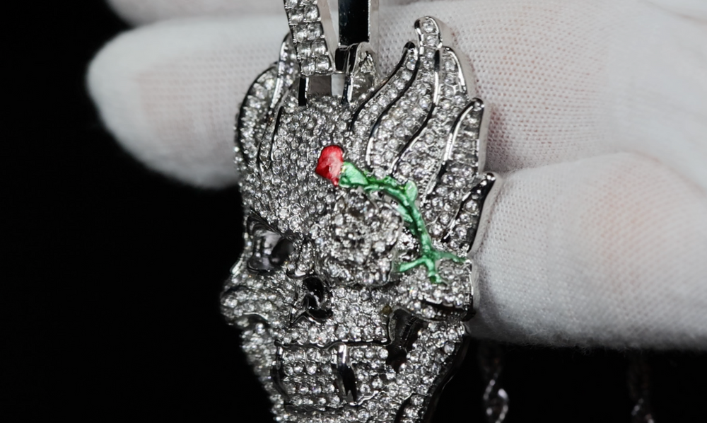 
            
                Load image into Gallery viewer, Iced Out Skull Pendant | Iced Out Pendant | Hip Hop Jewellery | Diamond Skull Pendant
            
        