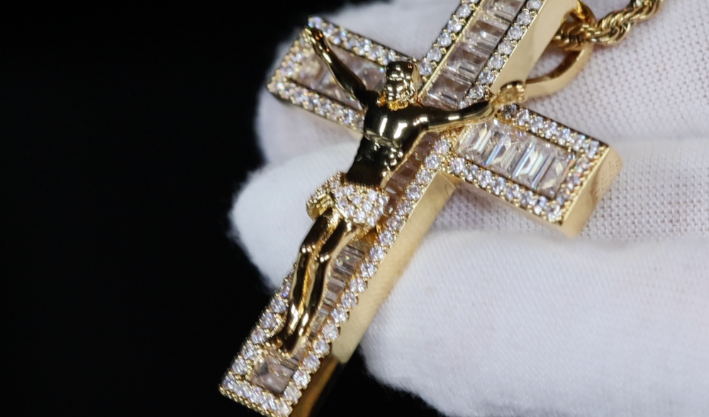 Gold iced out jesus cross, Mens diamond cross pendant, Iced out cross pendant