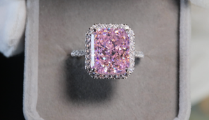 Pink 10 carat diamond ring