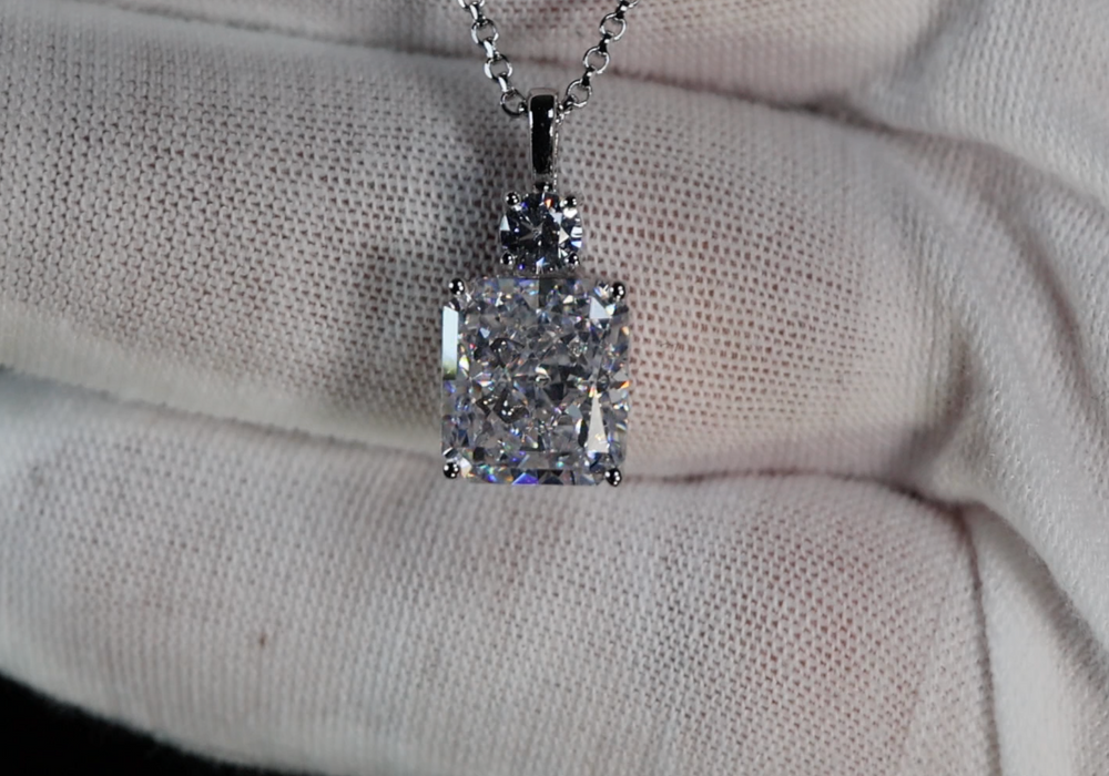 Radiant Cut Diamond Pendant