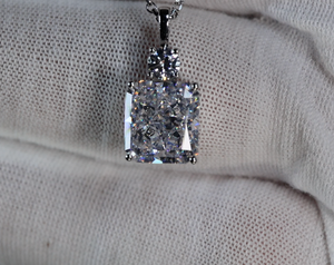 Lab Grown Diamond Pendant 