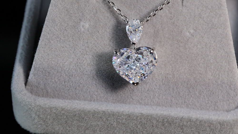 
            
                Load image into Gallery viewer, 5.0 Carat Diamond Heart Pendant | Heart Diamond Pendant
            
        