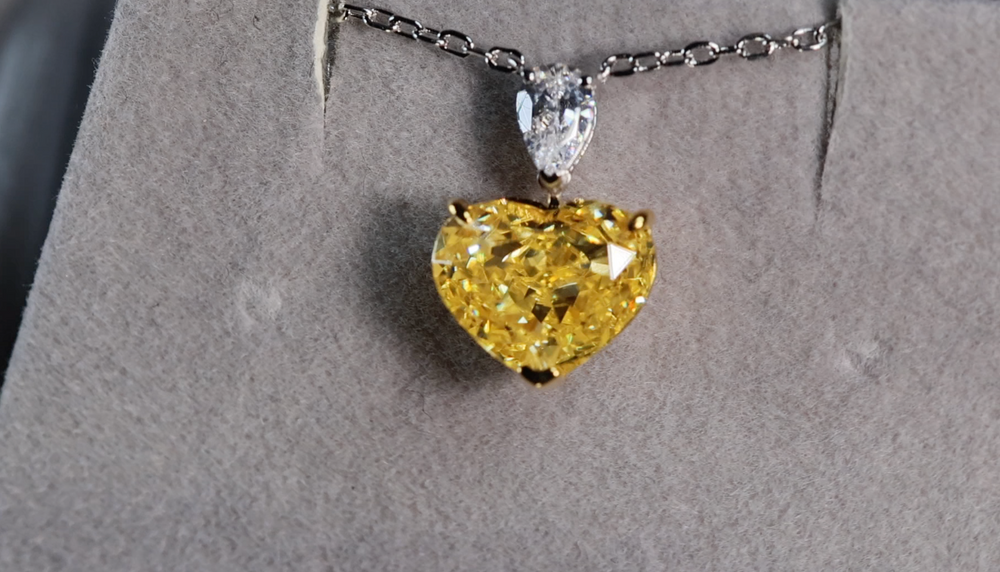 
            
                Load image into Gallery viewer, Yellow Diamond Heart Pendant
            
        