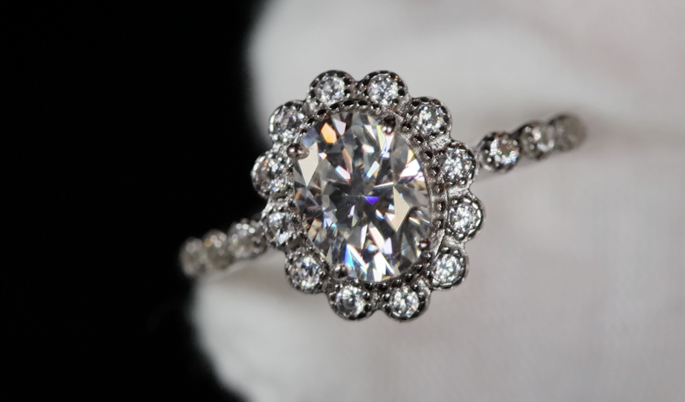 
            
                Load image into Gallery viewer, Moissanite Engagement Rings | Oval Moissanite Rings
            
        