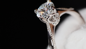 Womens Moissanite Diamond Engagement Ring