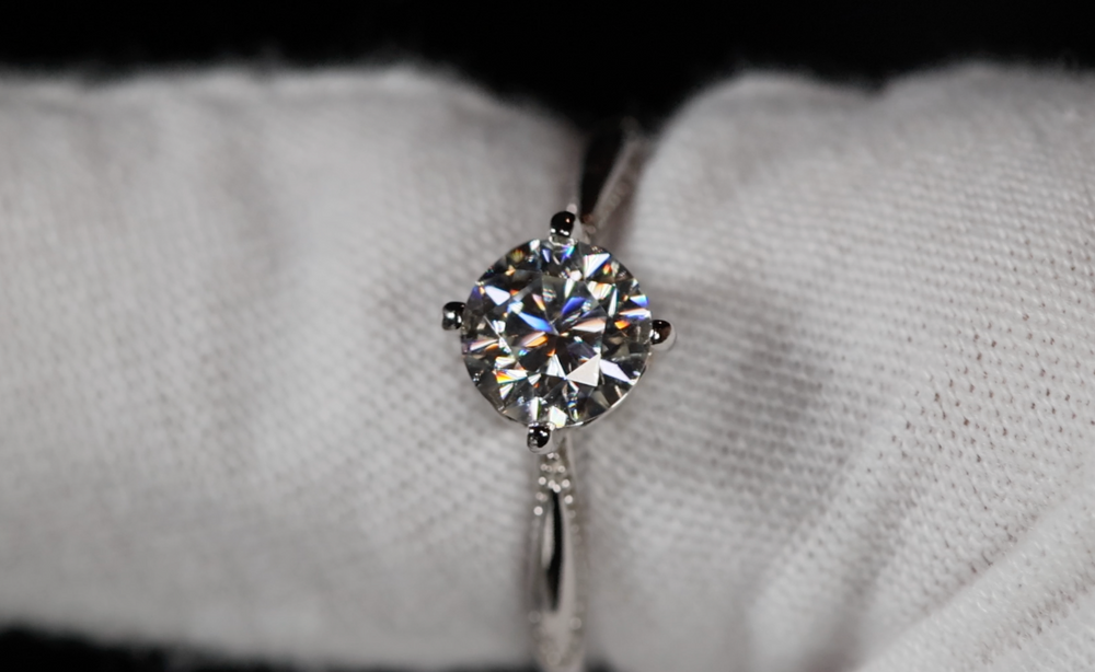 Womens Moissanite Diamond Engagement Ring