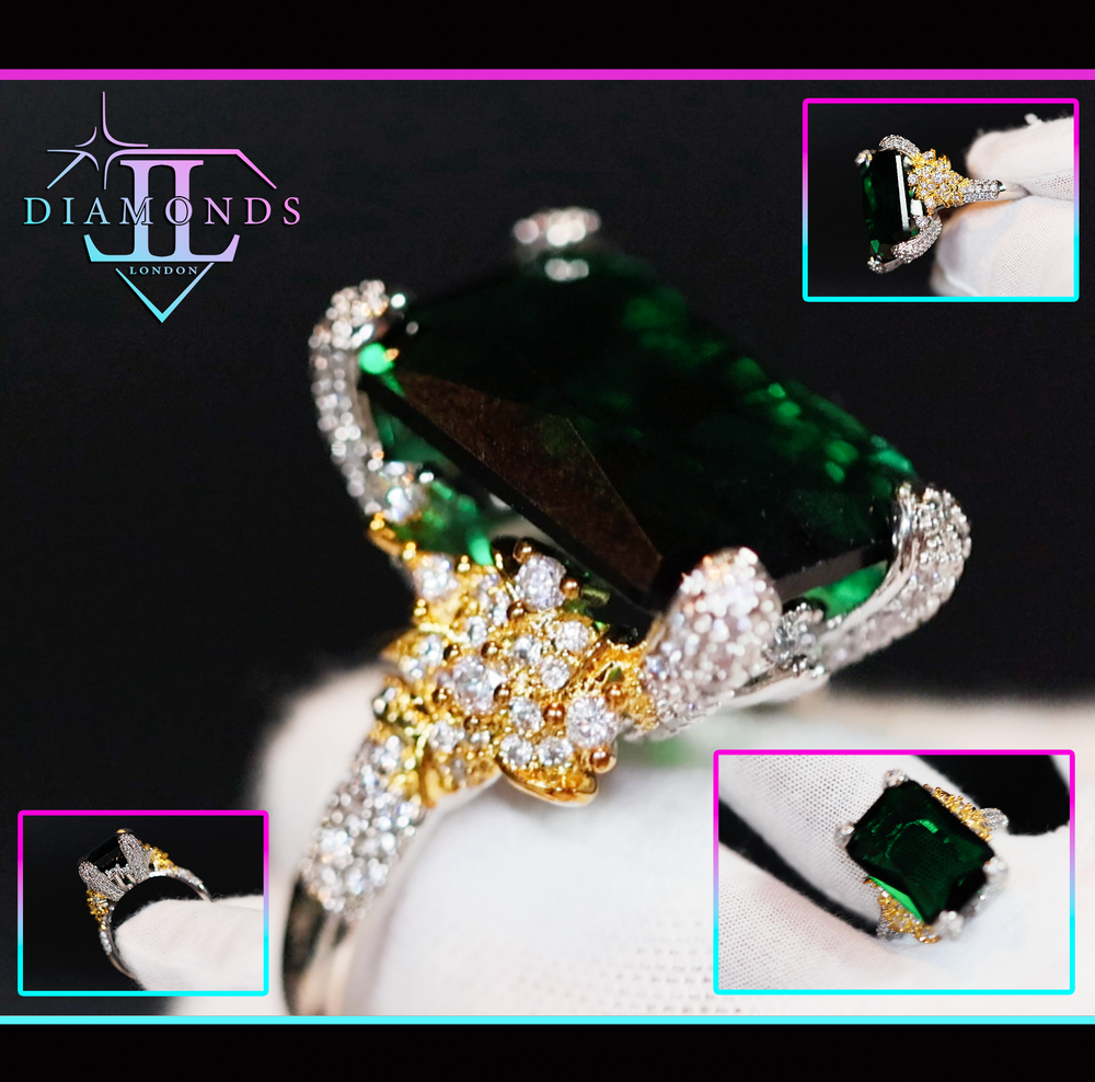 Green emerald diamond ring