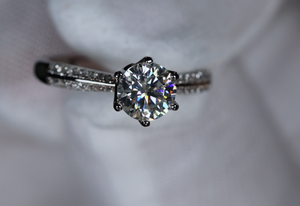 Womens Moissanite Diamond Engagement Ring