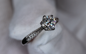 Womens Moissanite Diamond Engagement Ring