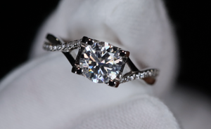 Womens Moissanite Diamond Ring