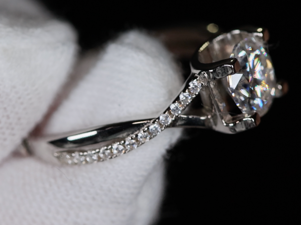 Womens Moissanite Diamond Ring