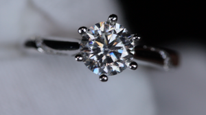 Womens Moissanite Diamond Engagement Ring