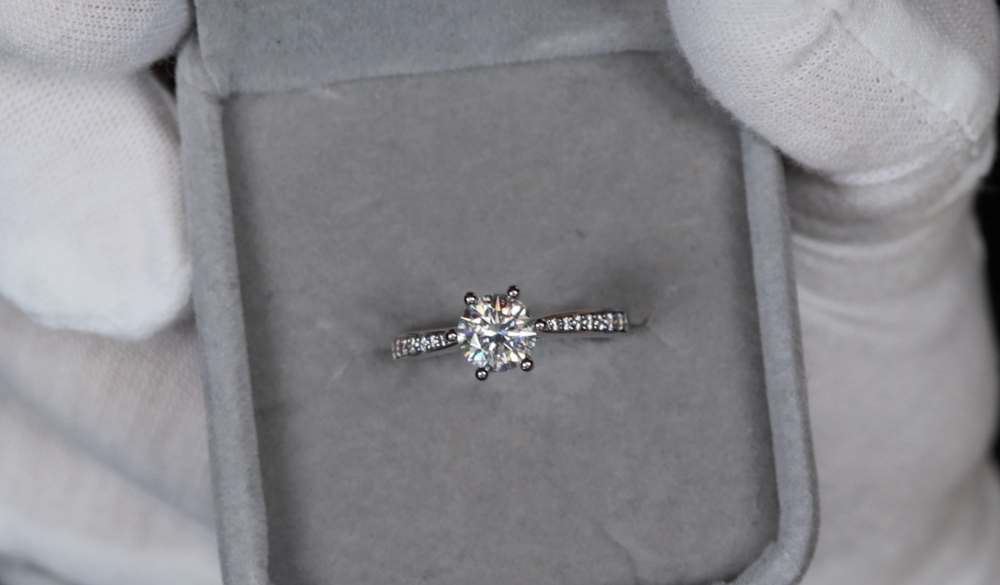 Moissanite Diamond Ring