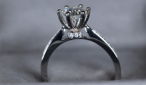 Moissanite Diamond Engagement Ring