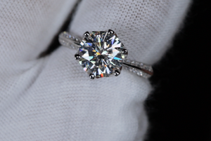 Womens Moissanite Engagement Ring