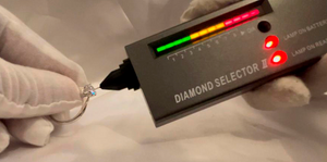 Womens Moissanite Diamond Engagement Ring