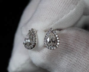 Womens Moissanite Diamond Ear Studs