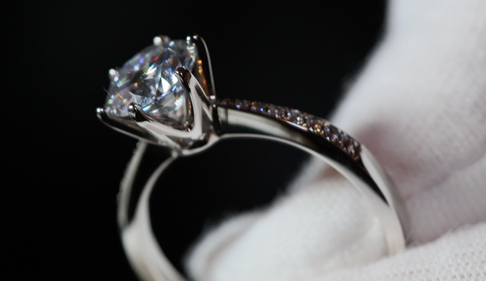 Womens Moissanite Diamond Ring