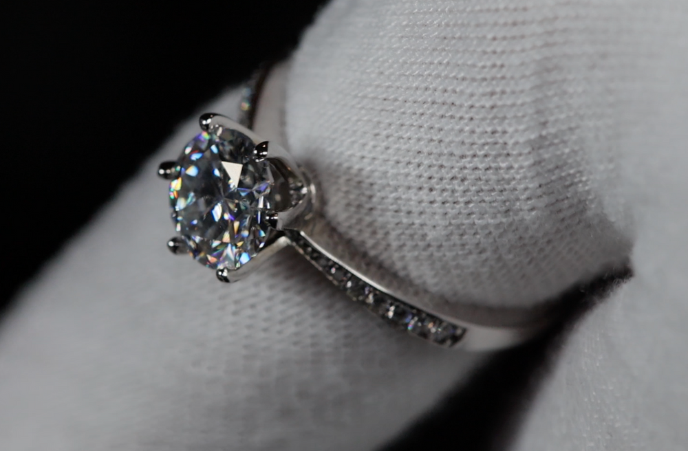 Womens Moissanite Diamond Engagement Ring