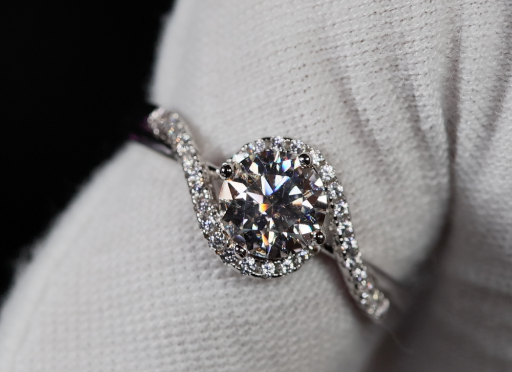 Womens Moissanite Diamond Ring