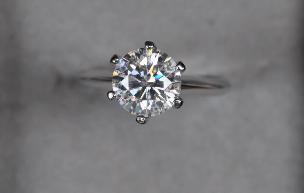 
            
                Load image into Gallery viewer, 3 carat engagement ring
            
        