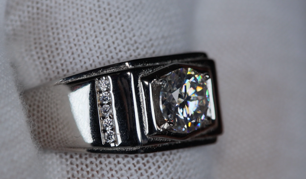 
            
                Load image into Gallery viewer, Mens Moissanite Rings | Mens Moissanite Diamond Wedding Ring
            
        