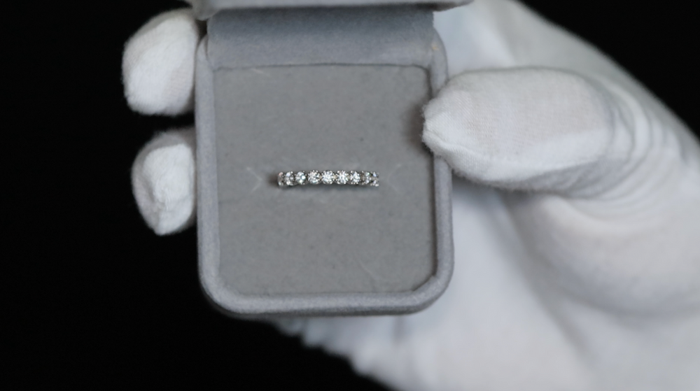 
            
                Load image into Gallery viewer, Moissanite Diamond Ring
            
        
