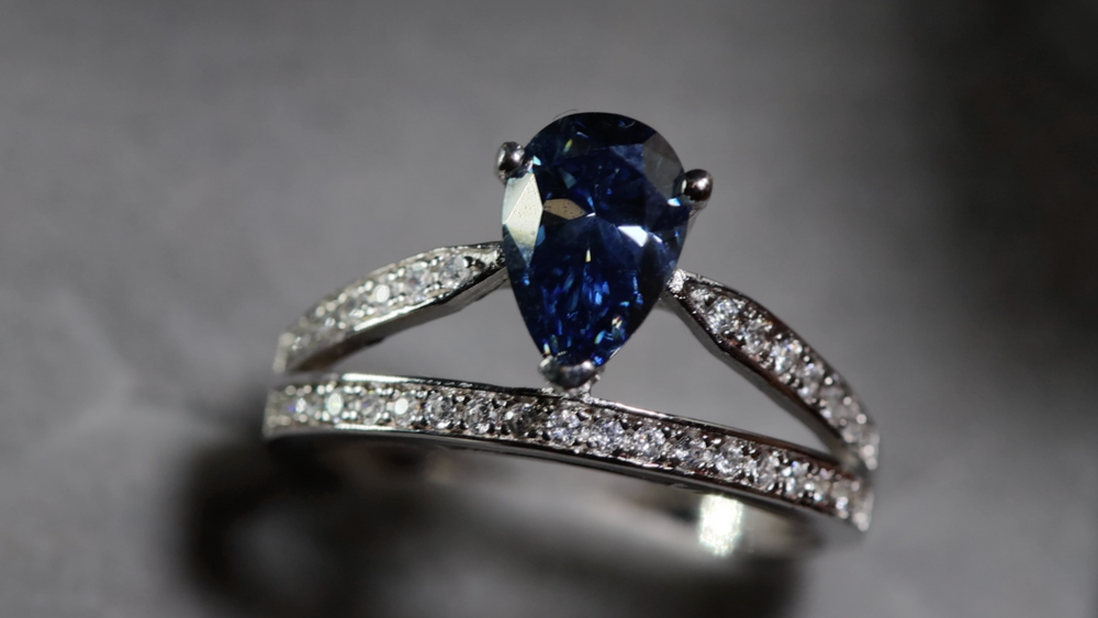 Moissanite Diamond Engagement Ring 