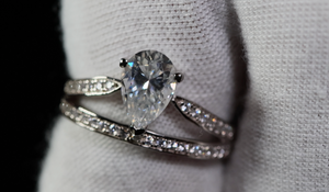 Teardrop Moissanite Diamond Engagement Ring