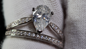 Teardrop Moissanite Diamond Engagement Ring