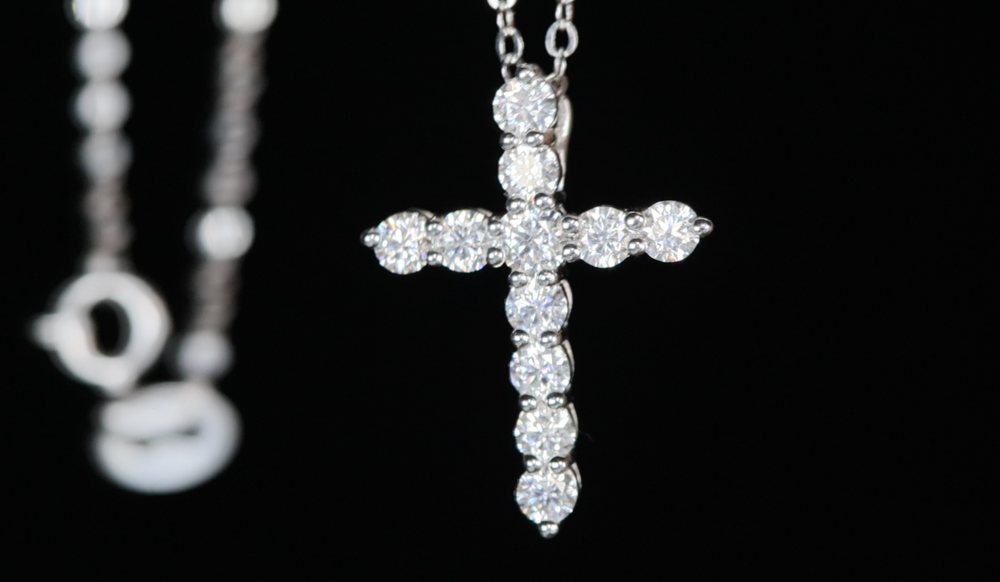 
            
                Load image into Gallery viewer, Moissanite Diamond Cross Necklace | Moissanite Diamond Cross Pendants
            
        