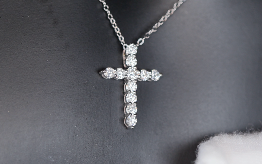 Moissanite Diamond Cross Necklace | Moissanite Diamond Cross Pendants