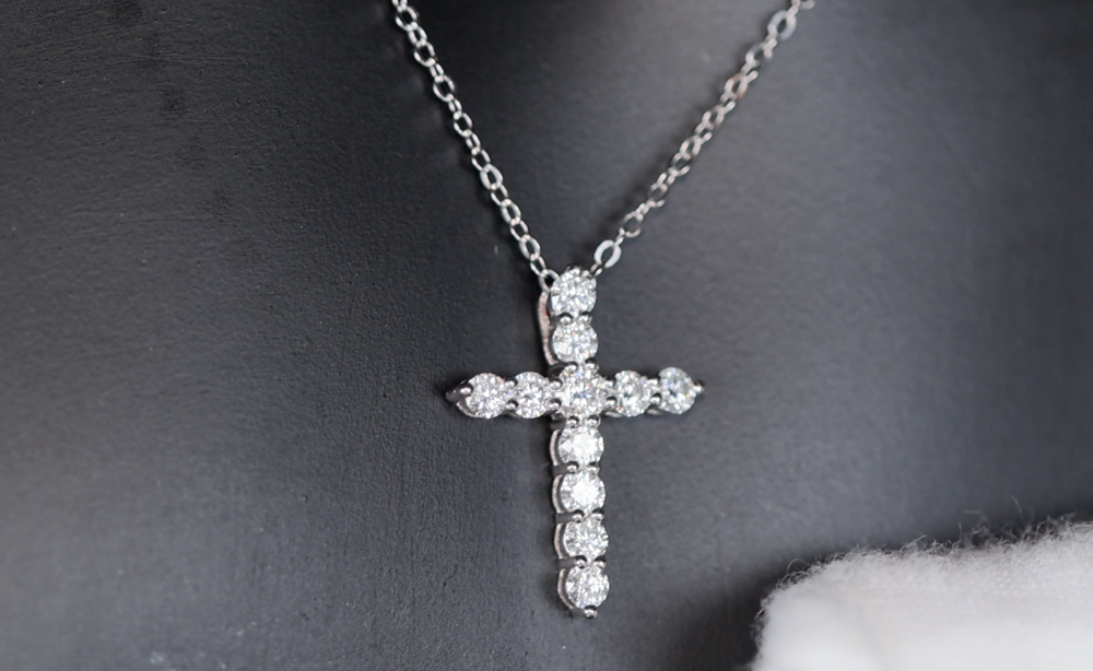 
            
                Load image into Gallery viewer, Moissanite Diamond Cross Necklace | Moissanite Diamond Cross Pendants
            
        