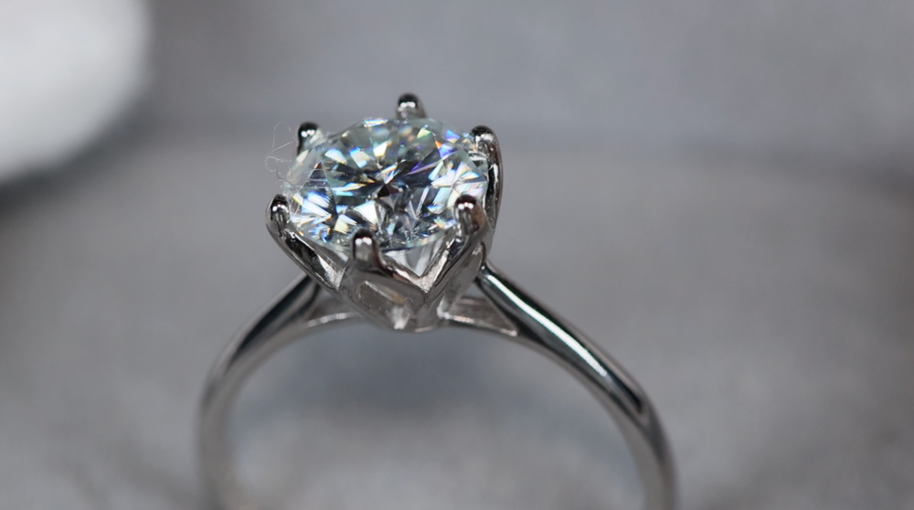 
            
                Load image into Gallery viewer, Womens Moissanite Engagement Ring | Moissanite Engagement Ring
            
        