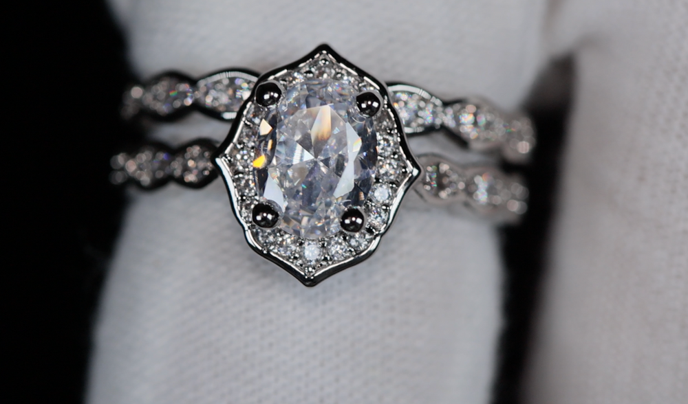 
            
                Load image into Gallery viewer, Oval Diamond Ring | Oval Ring | Oval Engagement Ring | Engagement Ring | Womens Ring
            
        