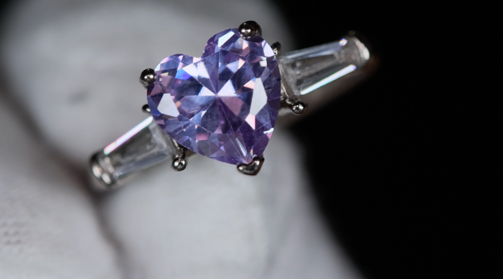 
            
                Load image into Gallery viewer, Purple Diamond Heart Ring
            
        