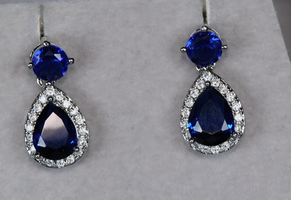 Sapphire Blue Diamond Earrings | Pear Cut Diamond Earrings