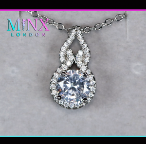 Womens Round Diamond Pendant