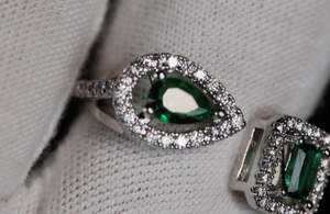 Green diamond ring