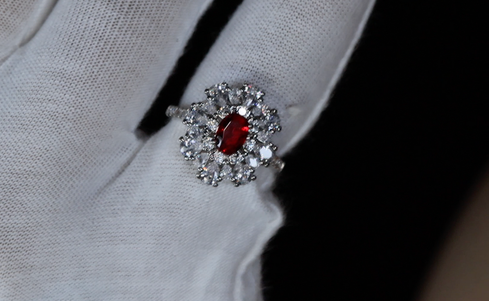
            
                Load image into Gallery viewer, Womens Red Oval Diamond Ring
            
        