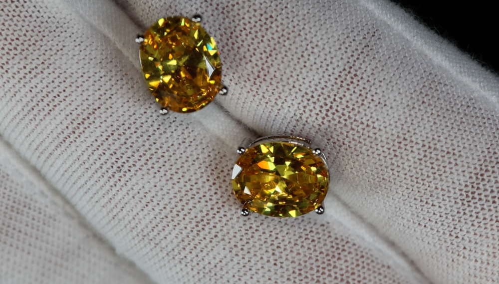 Oval Diamond Ear Studs 