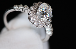 Moissanite Engagement Rings | Oval Cut Moissanite Diamond Ring