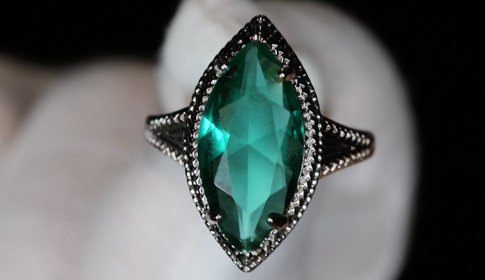 Womens Green Marquise Diamond Ring