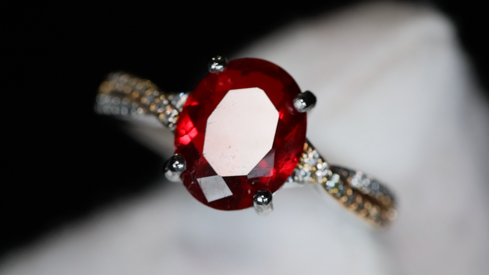 Womens Red Oval Diamond Ring